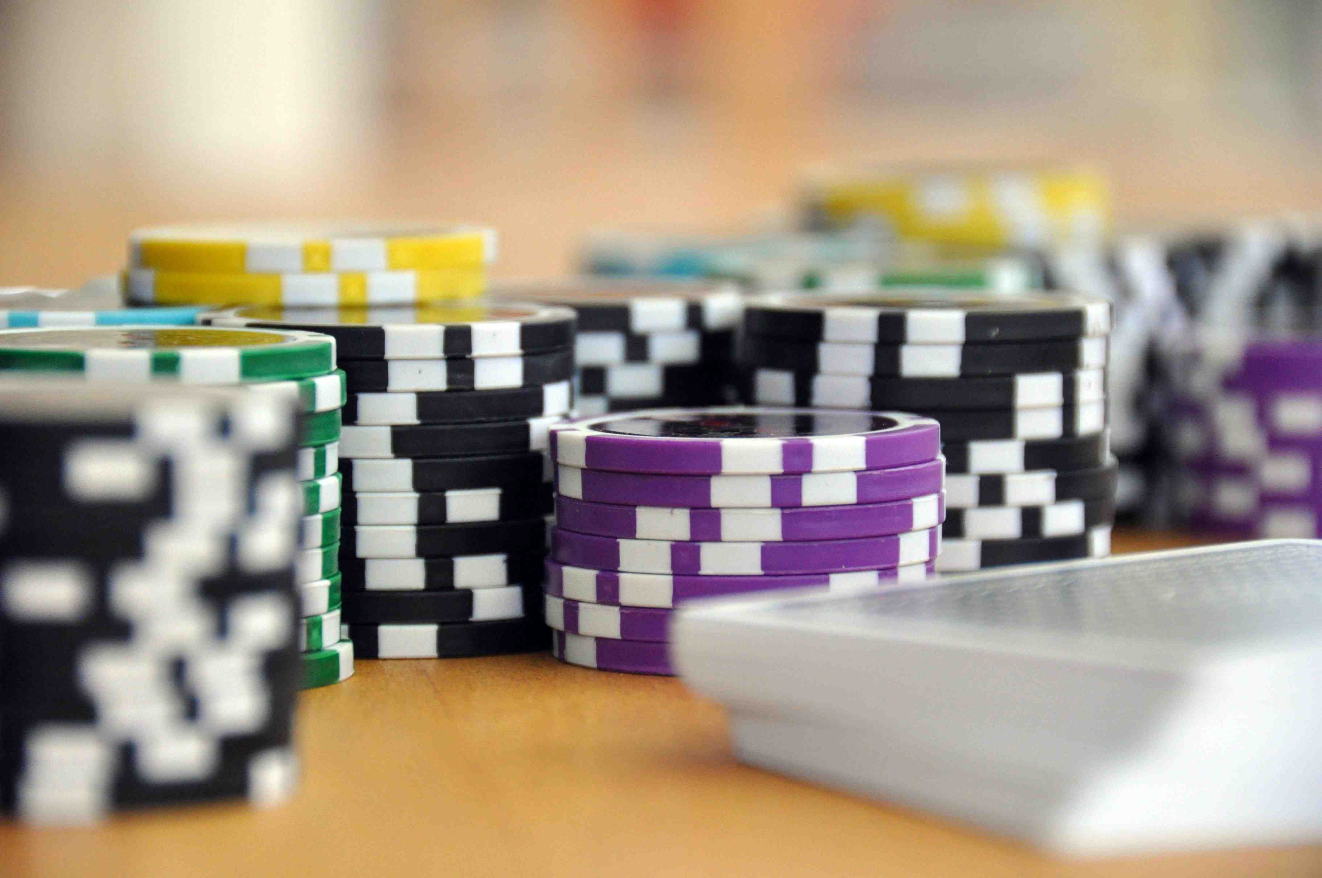Permainan slot online dengan tema modern dan klasik di detogel